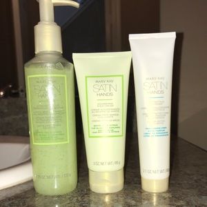 White Tea Citrus Satin Hands Set by MaryKay